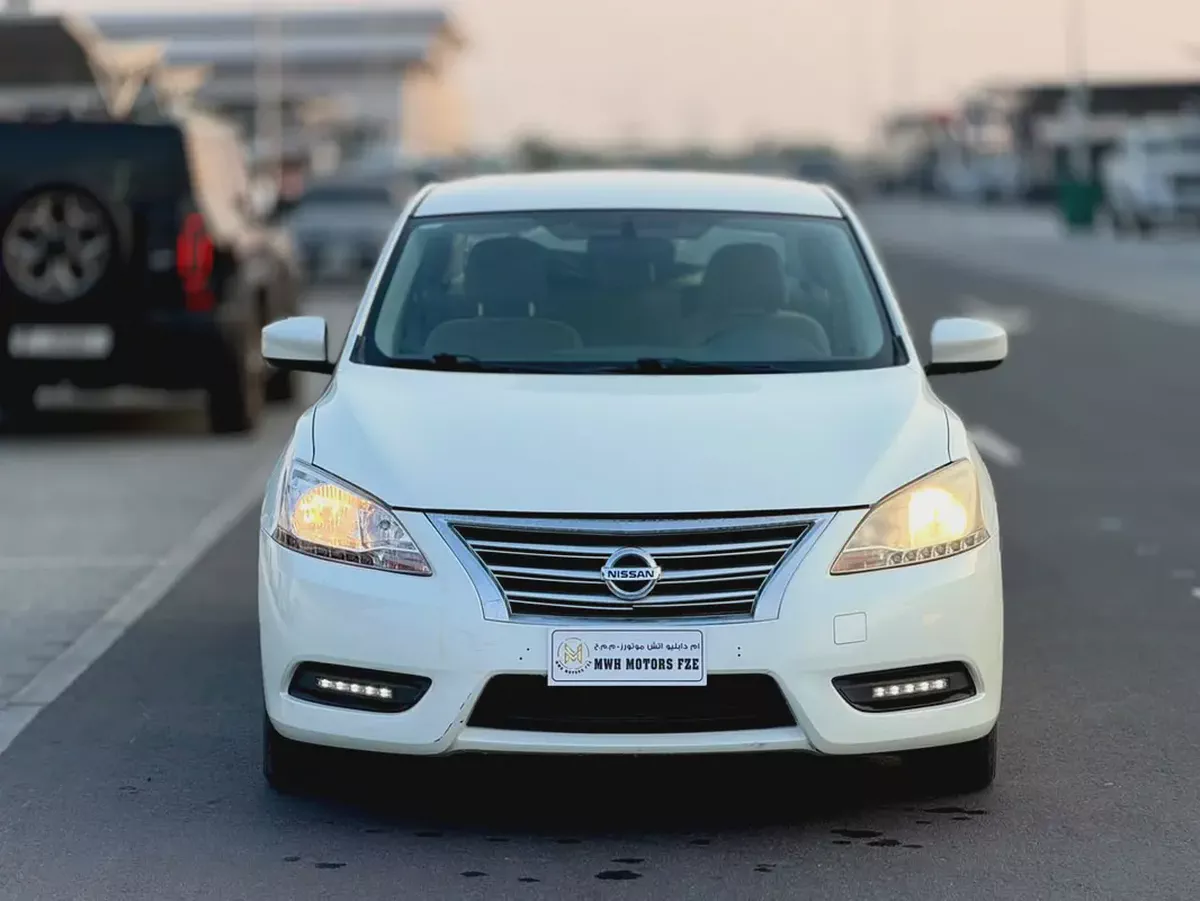 Nissan Sentra SV 2019 GCC Specs In Excellent Condition-1-1
