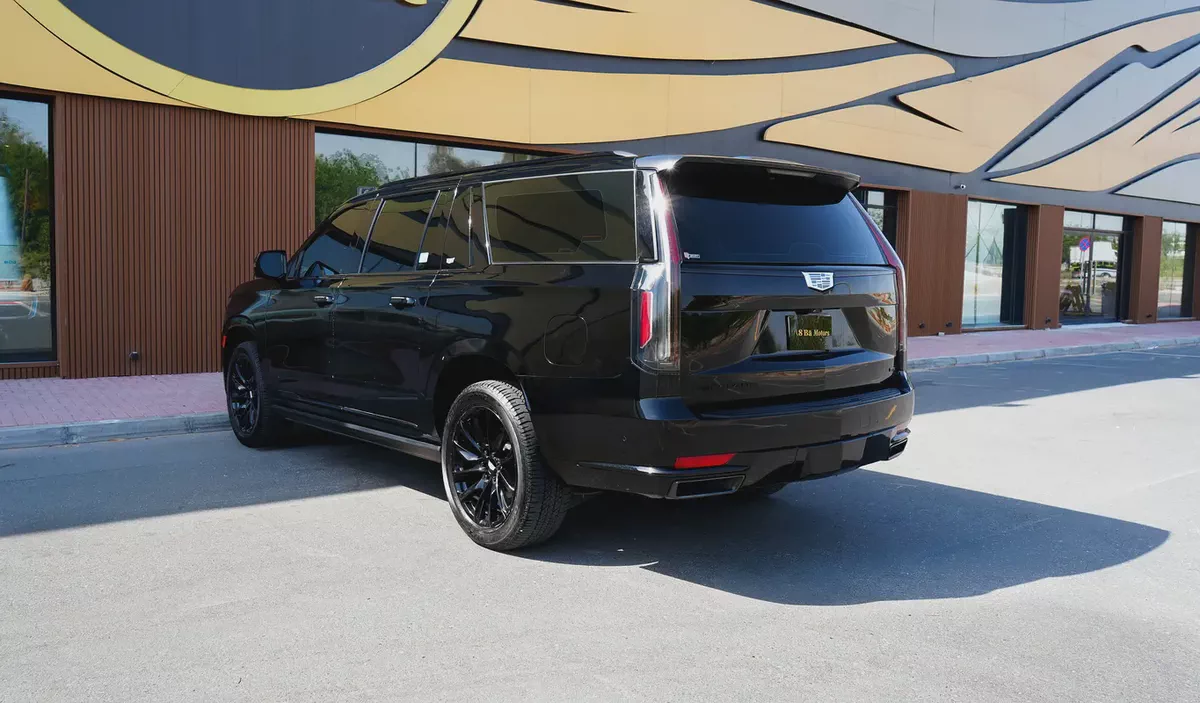 2022 Cadillac Escalade ESV | GCC Specs | Excellent Condition-5-5