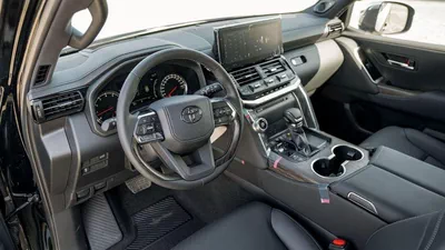 Toyota Land Cruiser VXR Toyota land cruiser VXR 3.5L Petrol Full Option 2025-11