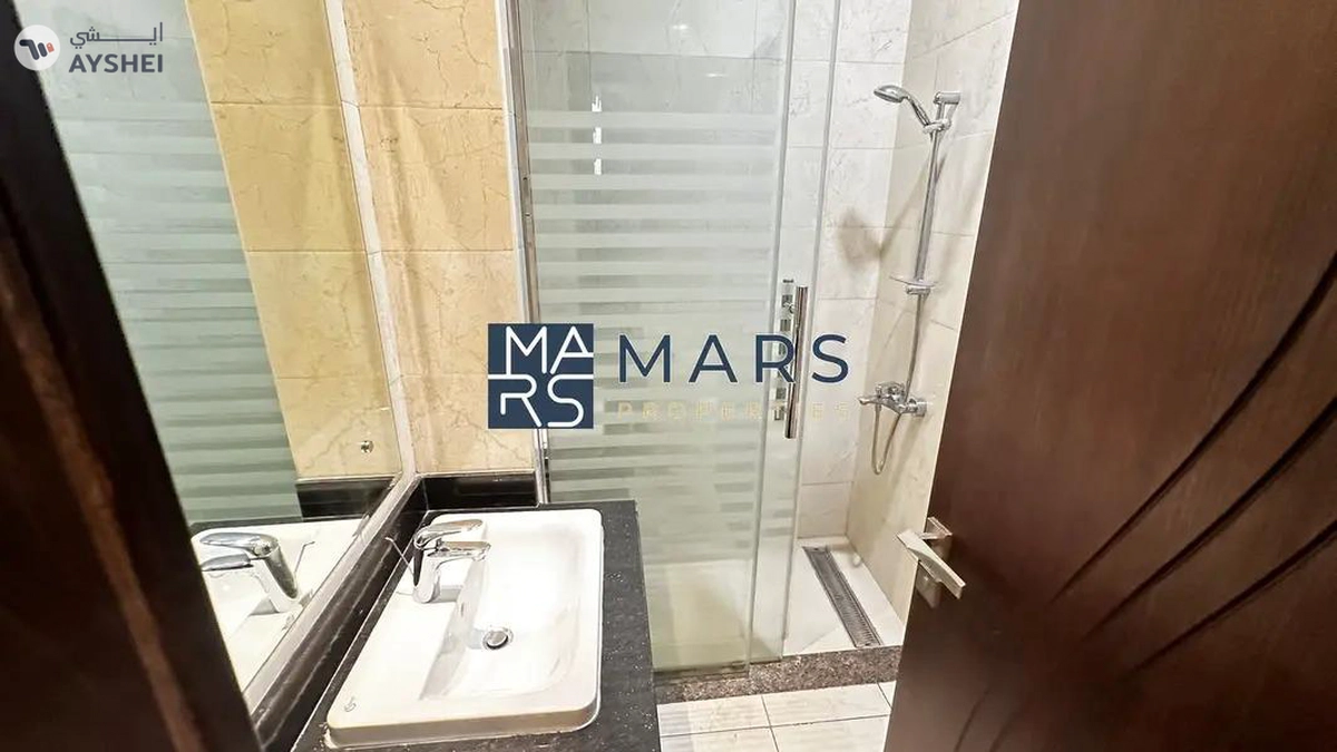 spacious 4 bedrooms villa is available for rent in Al tai Sharjah for 140,000 AED yearly-17-17