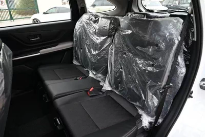 Toyota Veloz GX full option 1.5L-10