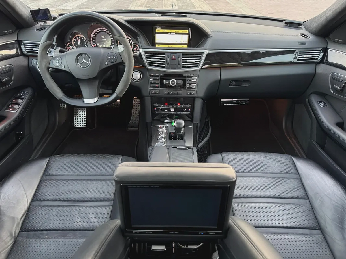 MERCEDES BENZ E63 AMG MODEL 2010 JAPAN IMPORT-12-12