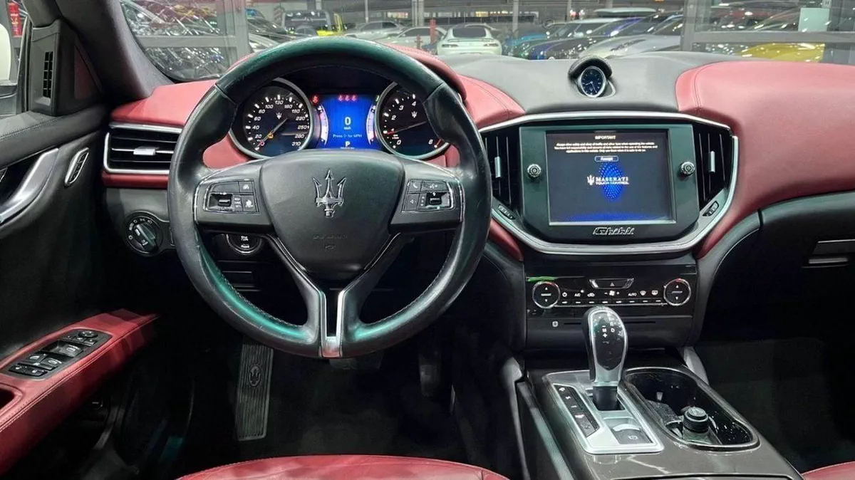 Maserati Ghibli STANDARD Maserati Ghibli 2015-13-0
