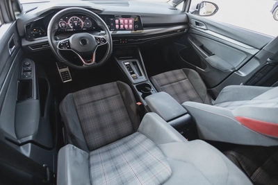 Volkswagen Golf GTI-15