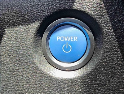 Toyota Levin HYBRID LUXURY | 1.8L V4 | SUNROOF DVD + CAMERA | FULL OPTION-8