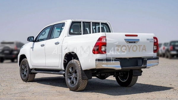 Toyota Hilux Toyota Hilux 2.4L Diesel AT 4X4 Full Option 2025