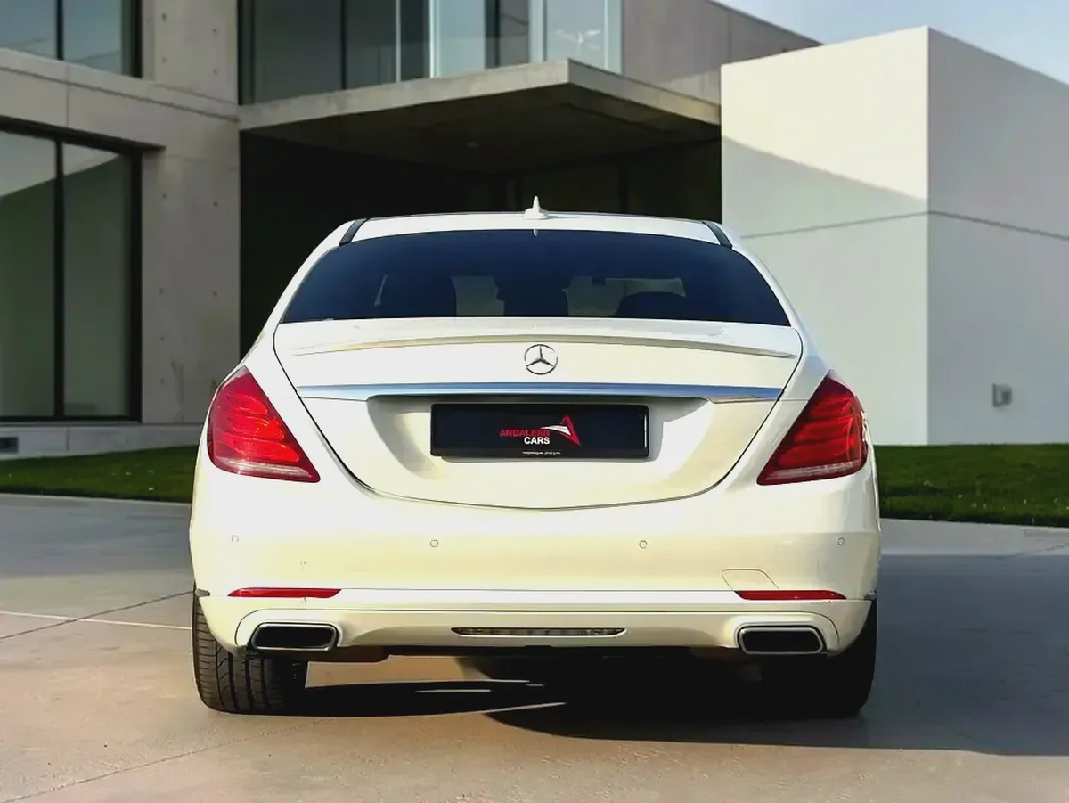 AED 2,720 P.M | 0% DOWN PAYMENT | MERCEDES-BENZ S400 HYBRID-7-7