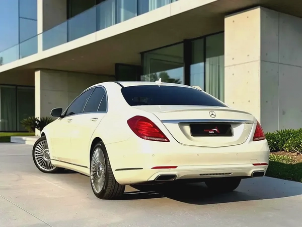 AED 2,720 P.M | 0% DOWN PAYMENT | MERCEDES-BENZ S400 HYBRID