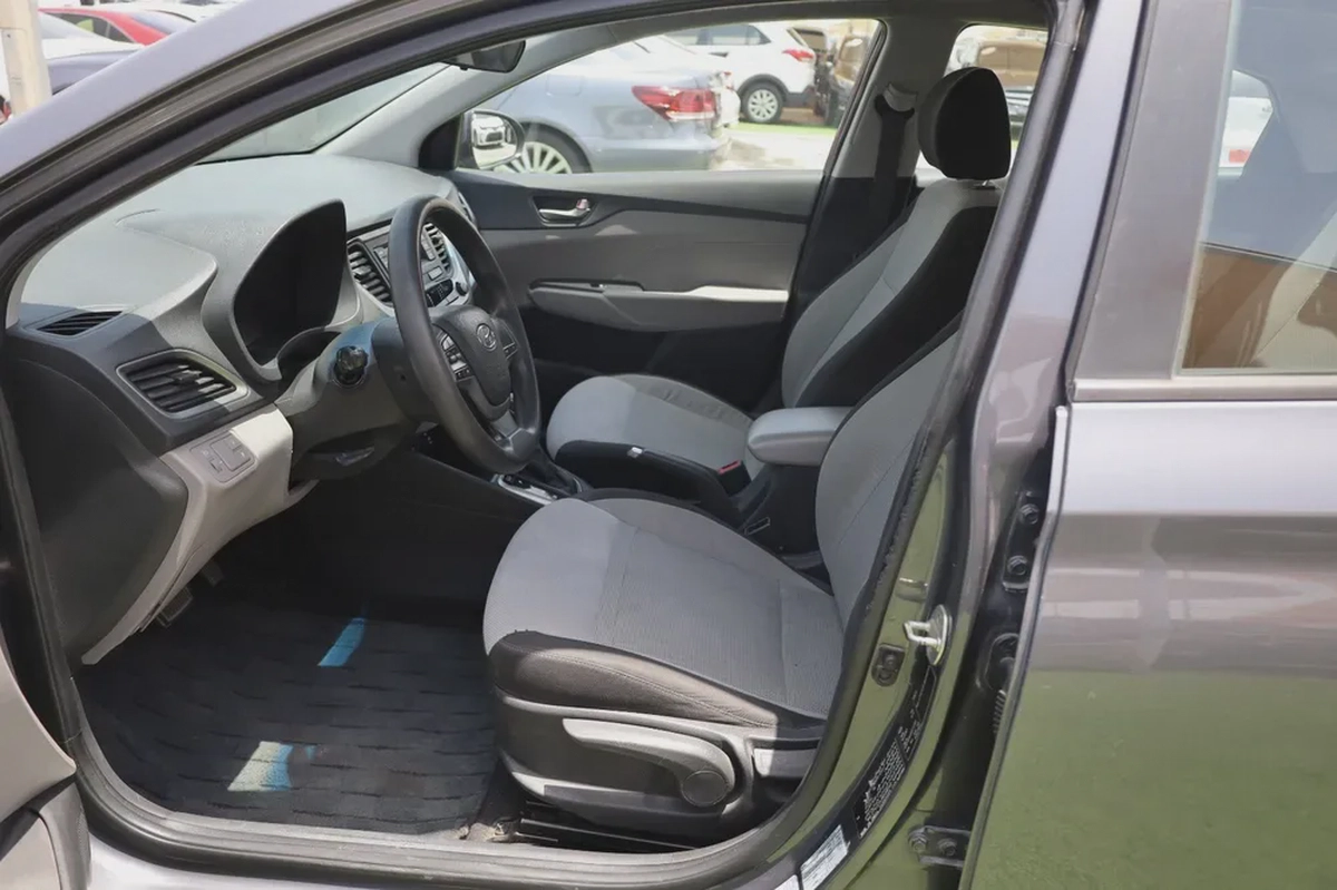 Used Hyundai Accent 1.6L Base 2018-4-4