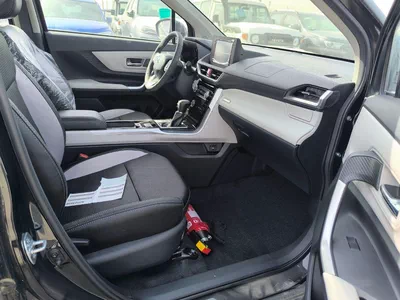 Toyota Veloz GX VELOZ 1.5L FWD-13