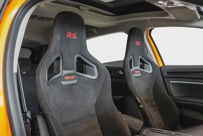 2,774 AED / 60 months | 0% DP | 2024 Renault Megane RS Ultime Edition / Renault Warranty-17