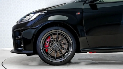 UAEs Very Best Example | 2 Years Free Servicing | AED 2,445 Per Month-8