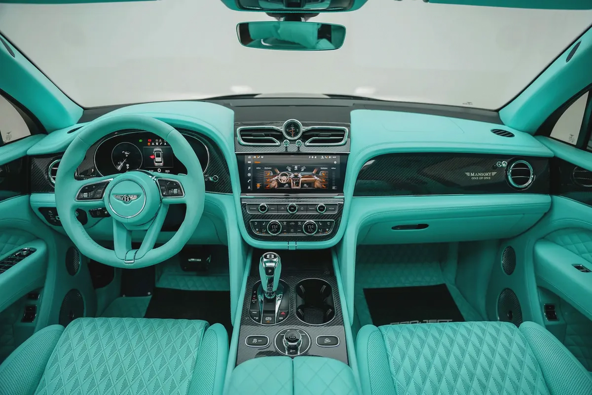 2023 BENTLEY BENTAYGA MANSORY P750-5-5