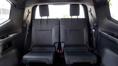 Toyota Land Cruiser VXR 3.5L-19