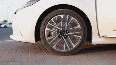 2026 Toyota Camry Lumiere 2.5L HEV Full option (White)-5