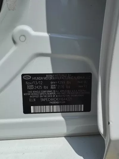 Hyundai Sonata SE 2013 - American Specs-13