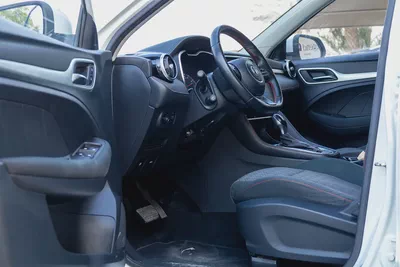 2022 MG ZS Std 1.5L l AED 424 Monthly | Free Courtesy Car Included | 3 Month Warranty-6
