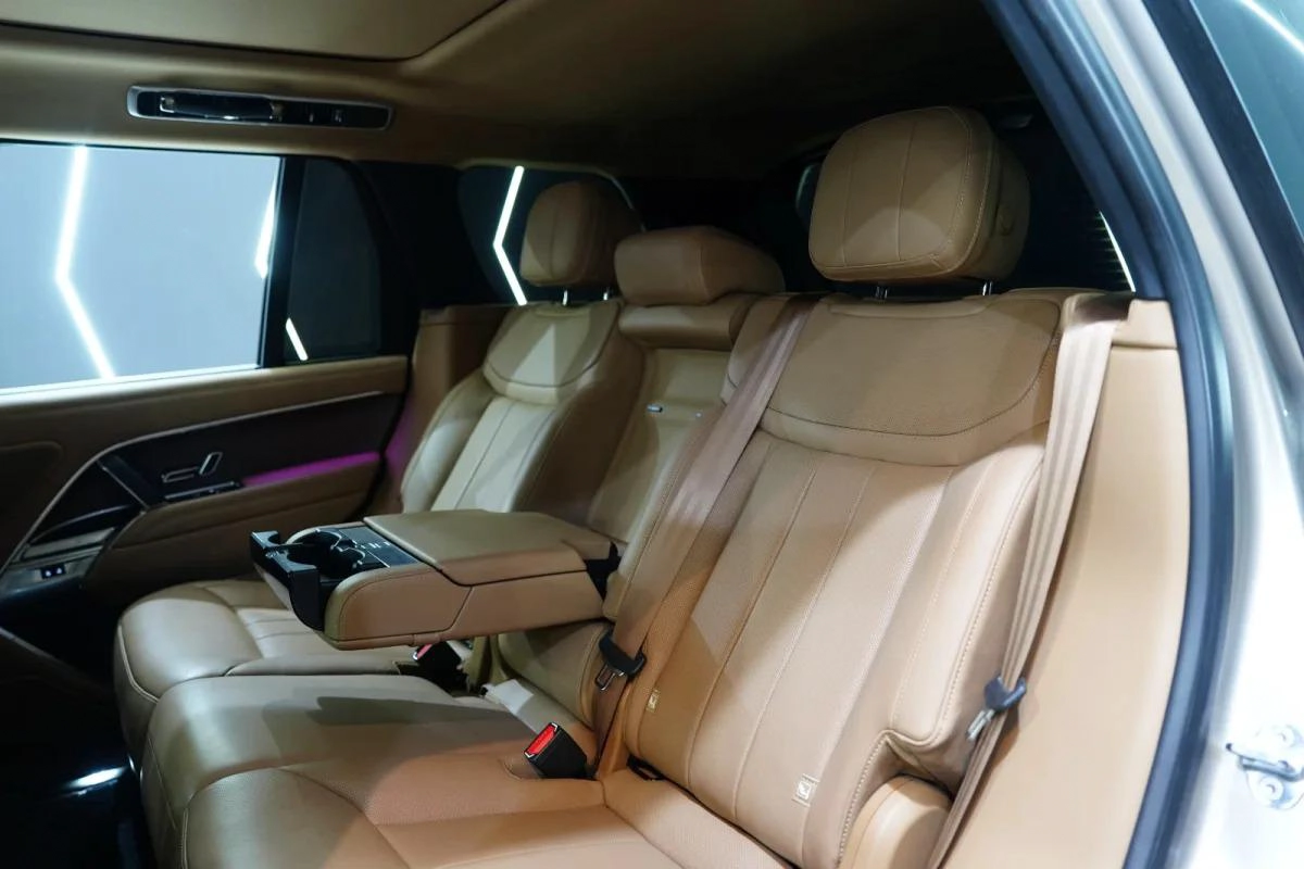 Land Rover Range Rover Vogue HSE P400-5-5