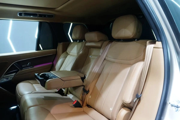 Land Rover Range Rover Vogue HSE P400