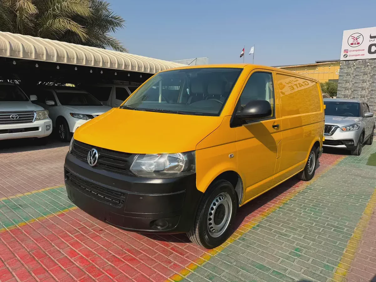 Volkswagen Transporter 2014 | GCC Specs | Reliable Commercial Van-1-1