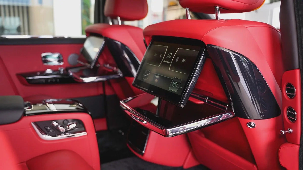 Rolls-Royce Phantom “La Gondola” - (2023, 1-of-1)-10-10