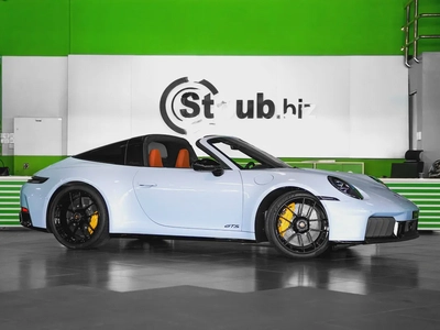 CERAMIC BRAKES-TARGA 4 GTS-BRAND NEW-LIFTING-TINTED HD MATRIX-PORSCHE WARRANTY-COGNAC INTERIOR-2