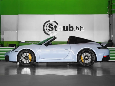 CERAMIC BRAKES-TARGA 4 GTS-BRAND NEW-LIFTING-TINTED HD MATRIX-PORSCHE WARRANTY-COGNAC INTERIOR-3