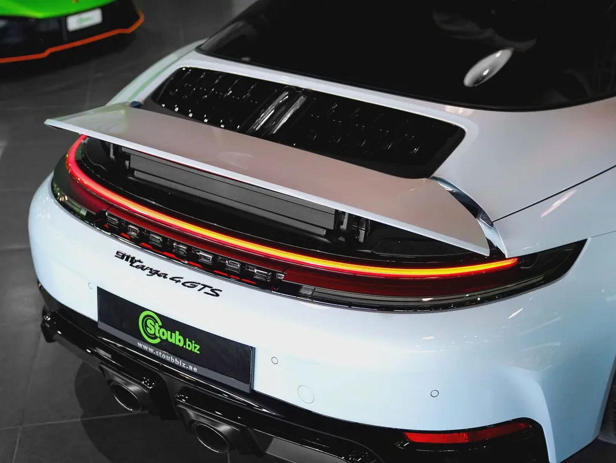 CERAMIC BRAKES-TARGA 4 GTS-BRAND NEW-LIFTING-TINTED HD MATRIX-PORSCHE WARRANTY-COGNAC INTERIOR-18-18