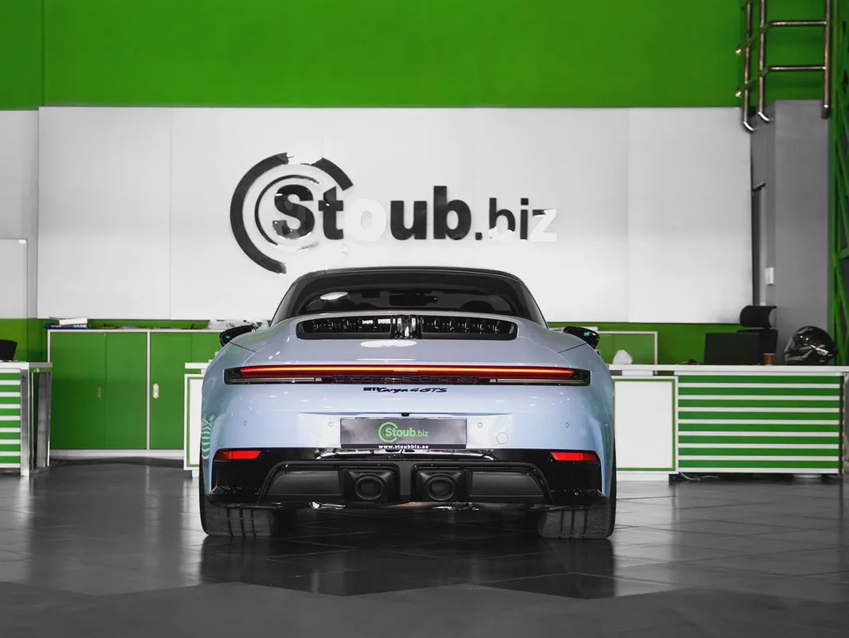 CERAMIC BRAKES-TARGA 4 GTS-BRAND NEW-LIFTING-TINTED HD MATRIX-PORSCHE WARRANTY-COGNAC INTERIOR-4-4