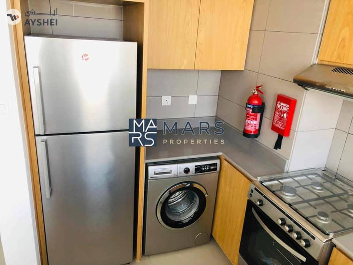 Pool View | Top Floor | kitchen Appliances-10-10