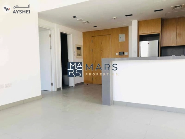 Pool View | Top Floor | kitchen Appliances