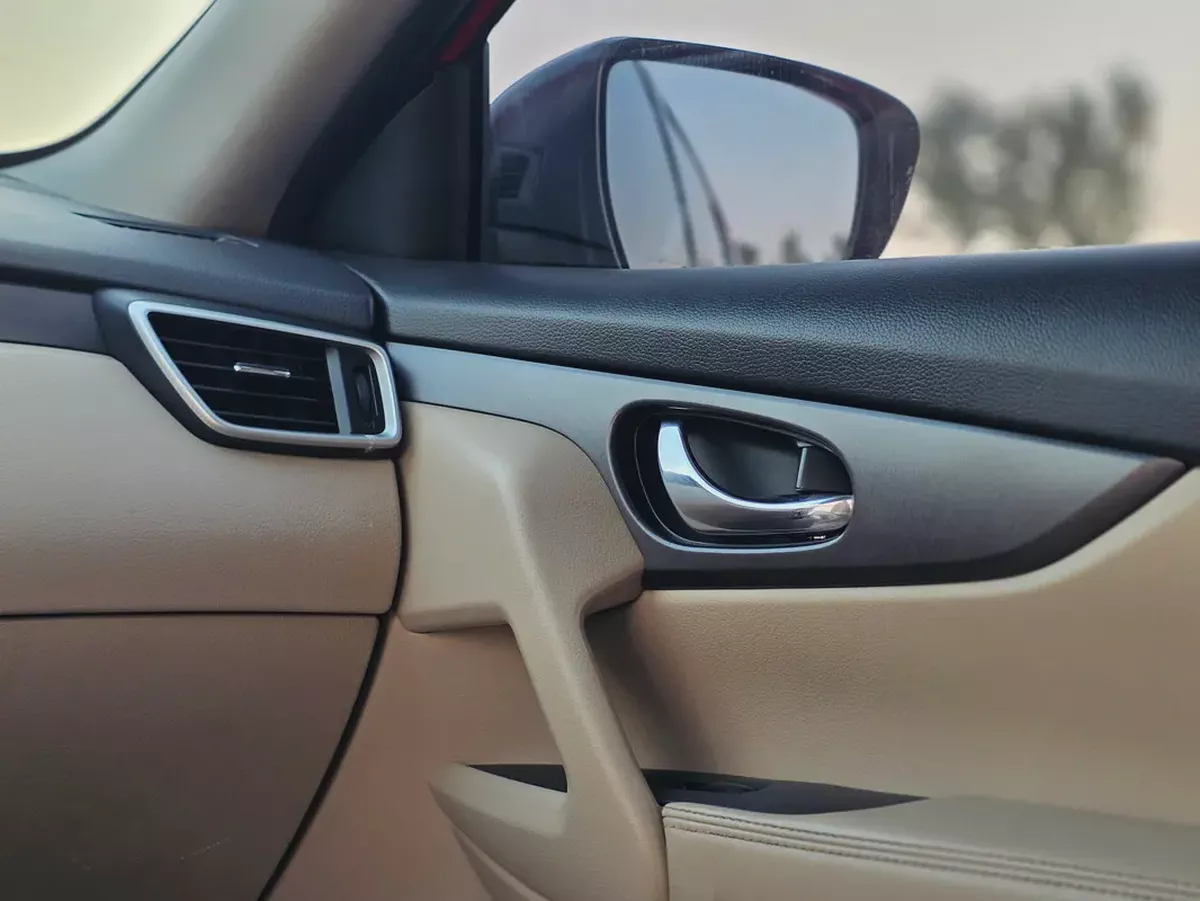 Nissan X-Trail SV 2015 | GCC Specs | Well Maintained-15-15