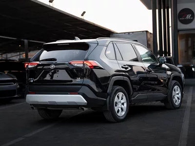 Toyota RAV4 XLE 2.5L AWD-4