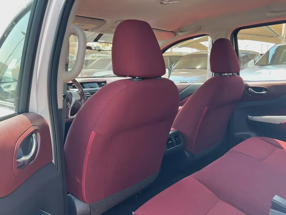 2020 Nissan Navara, Full Automatic 4X4, GCC | Ref#1157-11-11