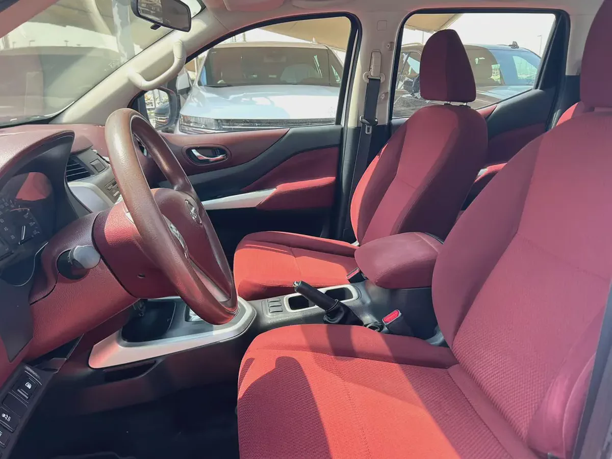 2020 Nissan Navara, Full Automatic 4X4, GCC | Ref#1157-8-8