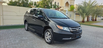 2016-Honda odyssey with Electric Ramp and Wheelchair+Passengers -Excellent Condition-1