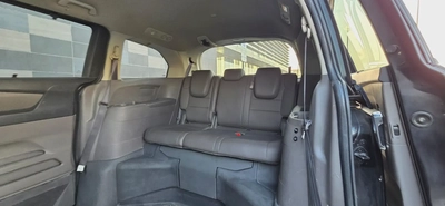 2016-Honda odyssey with Electric Ramp and Wheelchair+Passengers -Excellent Condition-9