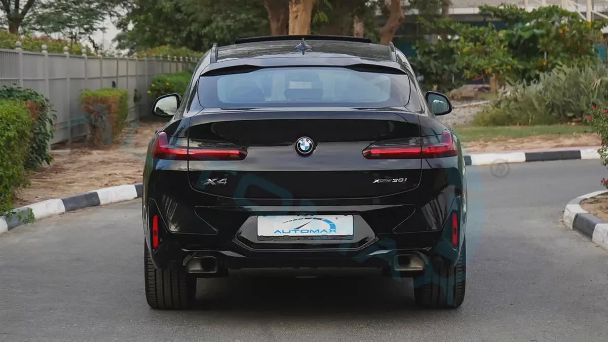 ( Only For Export ) 2025 BMW X4 xDrive 30i M 2.0T GCC BRAND NEW-5-5