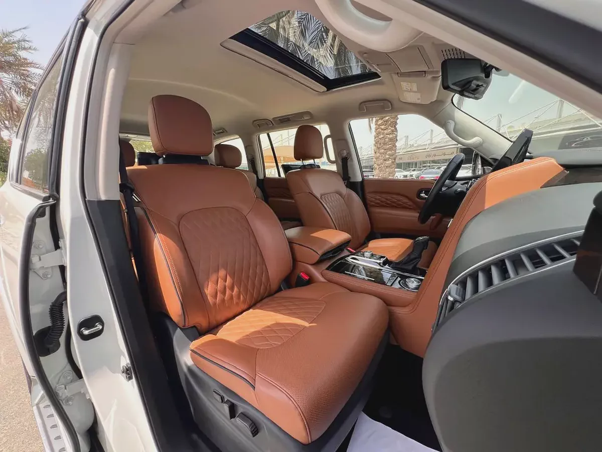 !! 2024 !! Infiniti |  QX80 Sensory | GCC | Immaculate Condition | Under Warranty | 52000 Driven-9-9