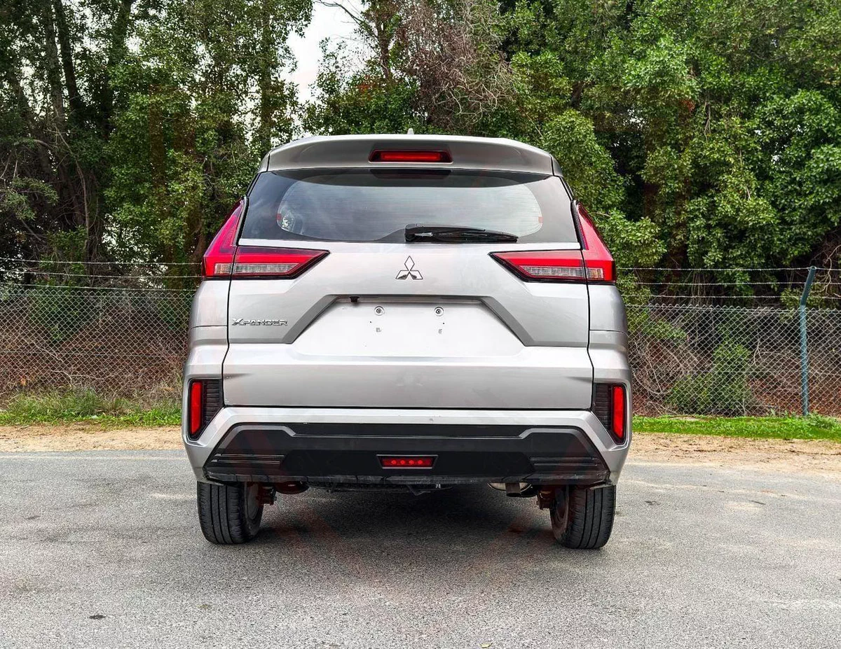 Mitsubishi Xpander MEDIUM LINE Mid 1.5L Mitsubishi Xpander | 1.5 L | 2024 | GCC | Accident-Free |  In Excellent Conditi-4-0
