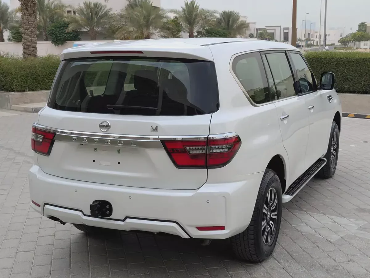 Nissan Patrol 2021 GCC Specs - V6 4.0L Excellent Condition-3-3