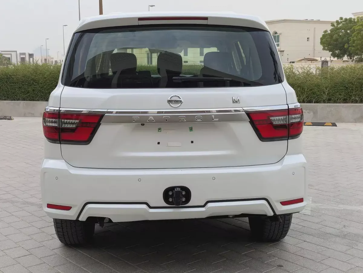 Nissan Patrol 2021 GCC Specs - V6 4.0L Excellent Condition-4-4