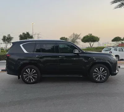 Lexus LX 600 Prestige 2025 | Canadian Specs | Brand New Luxury SUV-6