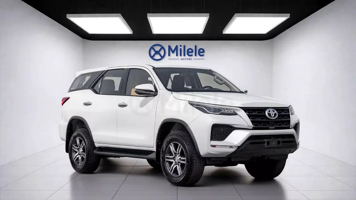 Toyota Fortuner GX | IN-HOUSE FINANCING AVAILABLE | 0% DOWNPAYMENT (BANK)-2-0