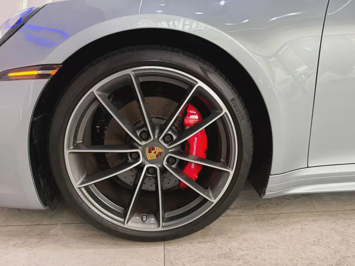 2023 - Porsche 911 Carrera 4S - low mileage for 500,000.00 AED-7-7