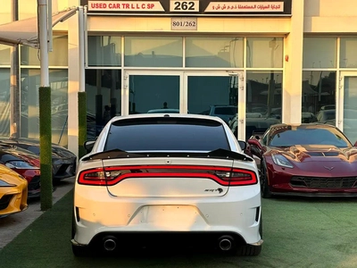 DODGE CHARGER HELLCAT SRT GCC 2017 Original paint perfect condition zero accidents-9