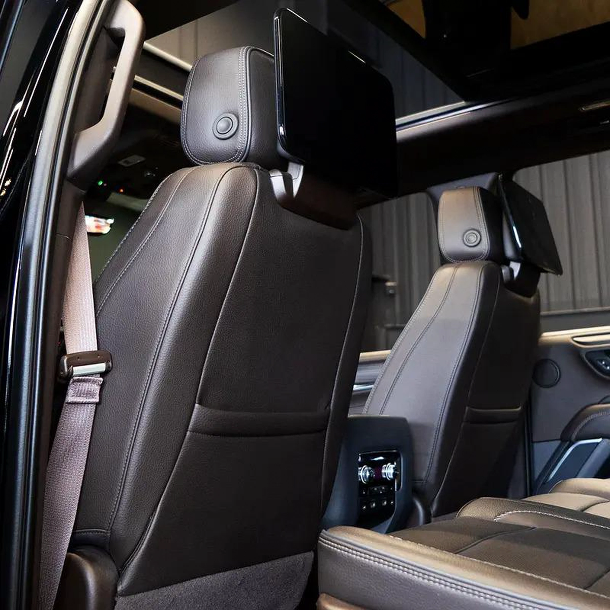AED 4,119 pm • 0% Downpayment • GMC Yukon Denali • Agency Warranty Service Contract-11-11