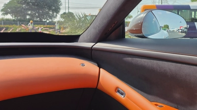 XIAOMI YU7 MAX (White Orange)-12