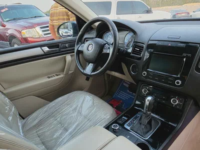 Volkswagen Touareg 2012 GCC Specs - Excellent Condition-9