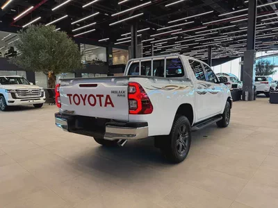4X4 تويوتا هايلوكس دبل كابينة - بيك اب - قير عادي - موديل 2026 - ضمان الوكيل - جديدة-4